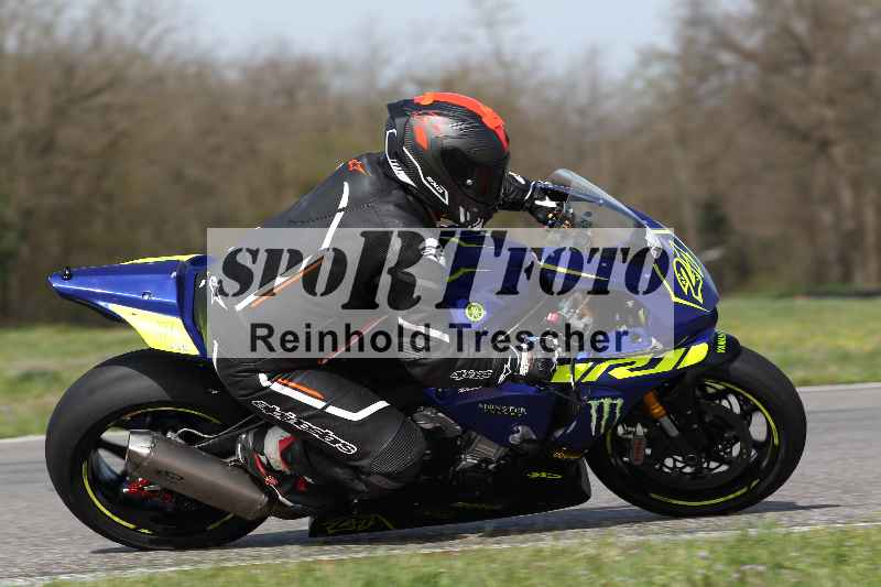 /Archiv-2023/06 10.04.2023 Moto Club Anneau du Rhin/Blanc-Novice/27